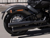 Softail Street Bob / Hardtail-Optik bei verdeckter Federung