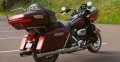 Road Glide Ultra Modell 2019 in Twisted Cherry