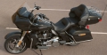 Road Glide Ultra Modell 2019 in Vivid Black