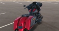 CVO Road Glide Modell 2019 in Red Pepper & Magnetic Grey With Black Hole