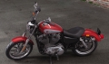 Sportster XL 883 SuperLow Modell 2019 in Wicked Red / Barracuda Silver