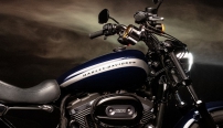 Sportster XL 1200 Custom / Lackierung im Custom-Style