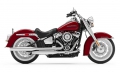 Softail Deluxe Modell 2020 in Billiard Red / Vivid Black