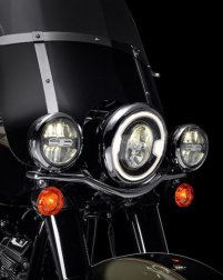 Softail Heritage Classic / Charakteristischer LED-Schein&shywerfer