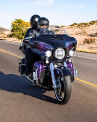 CVO Limited / Grand Custom-Touring-Stil