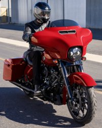 Street Glide Special / Defensives Reflex-Fahrsystem (RDRS)