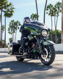 CVO Street Glide / Reflex Defensive Rider Systems