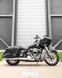 Road Glide Special / Komfort im klassischen Design