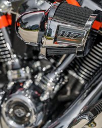 CVO Road Glide / Power des Milwaukee-Eight 117