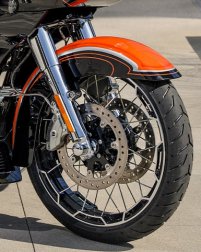 CVO Road Glide / Rder: 21-Zller vorn, 18-Zller hinten