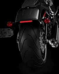 Softail Breakout / Fetter Hinderradreifen mit 240 mm