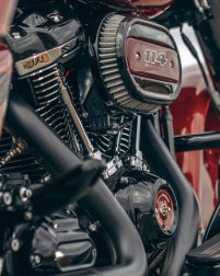 Anniversary Street Glide Special / Motor: Milwaukee-Eight 114