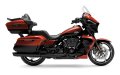 Street Glide Ultra Modell 2025 in Whiskey Fire / Vivid Black