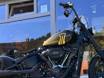 Neumaschine (Custom-Umbau) Softail Street Bob "Bumblebee"