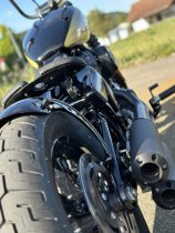 Neumaschine (Custom-Umbau) Softail Street Bob "Bumblebee"