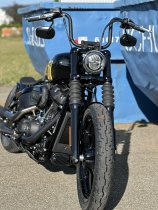 Neumaschine (Custom-Umbau) Softail Street Bob "Bumblebee"